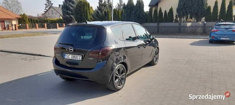Używany Opel Meriva Cosmo 2014 Czarny Minivan
