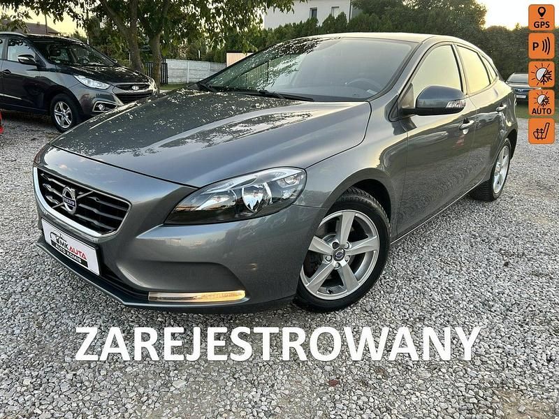 Szary Używany 2016 Volvo V40 Kombi | 38 900 zł (Uczciwa cena) - Obraz 1/4
