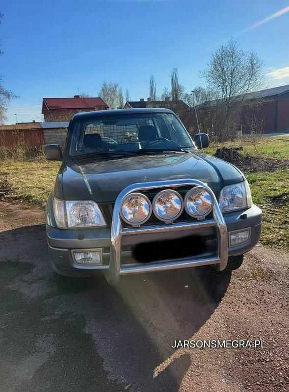 Używany Toyota Land Cruiser 163 KM (119 kW) 2001 Zielony SUV