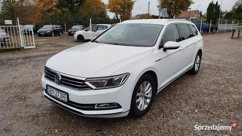 Biały Używany 2014 VW Passat Kombi | 53 900 zł (Dość drogi) - Obraz 1/4
