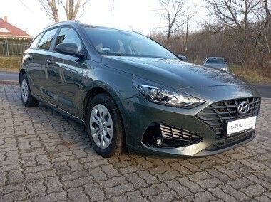 Szary Używany 2022 Hyundai i30 Kombi | 59 800 zł (Uczciwa cena) - Obraz 1/4
