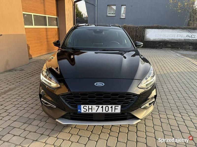 Czarny Używany 2019 Ford Focus Active X Kombi | 54 900 zł (Dość drogi) - Obraz 1/4