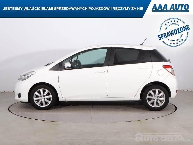 Używany Toyota Yaris 2013 Biały Hatchback