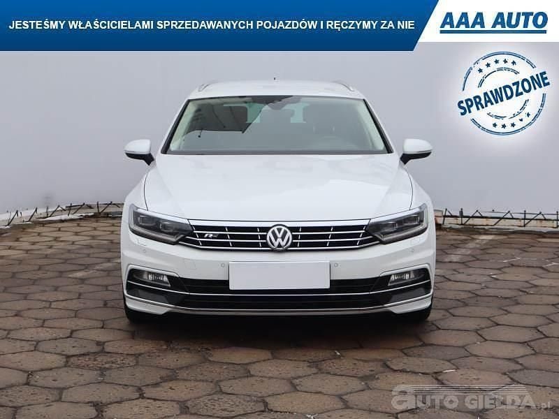 Używany VW Passat 2018 Biały