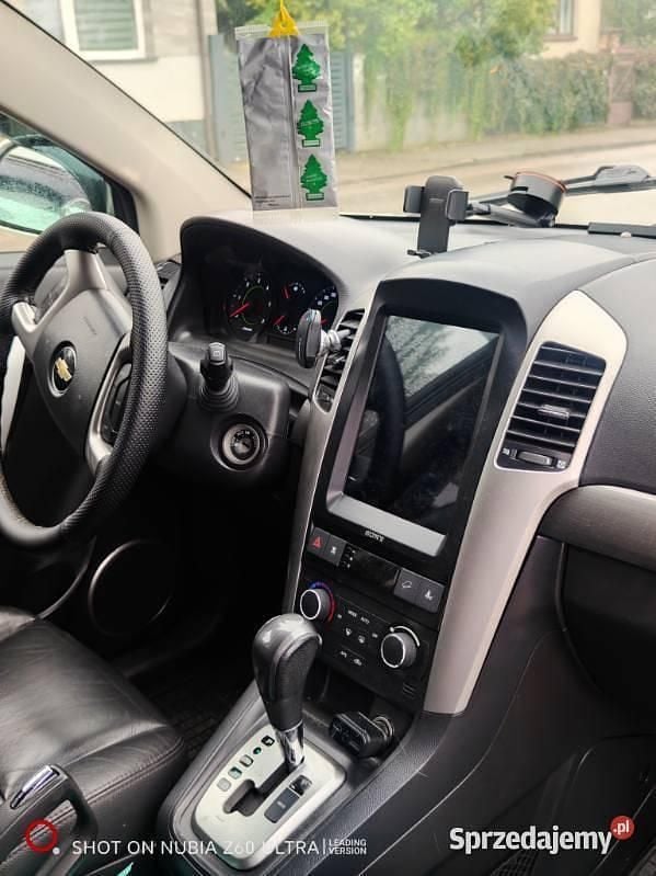 Biały Używany 2010 Chevrolet Captiva SUV | 30 000 zł (Drogi) - Obraz 1/3