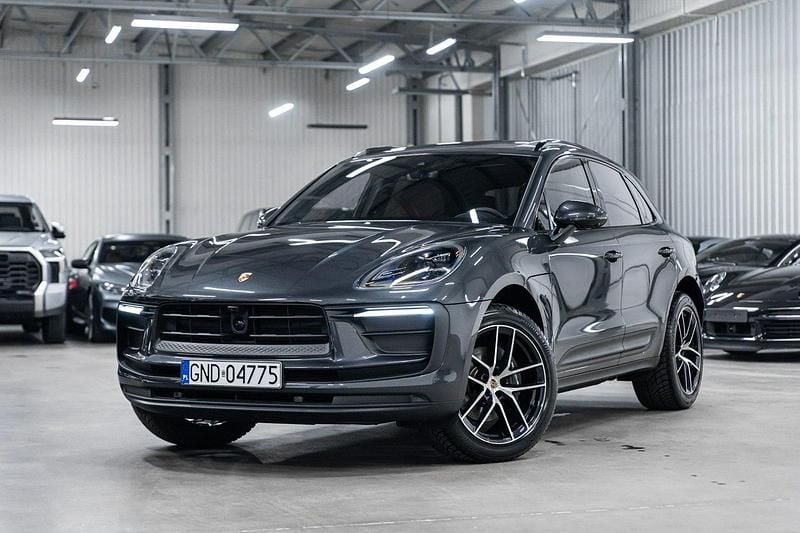 Używany Porsche Macan Sport 265 KM (194 kW) 2024 Czarny SUV