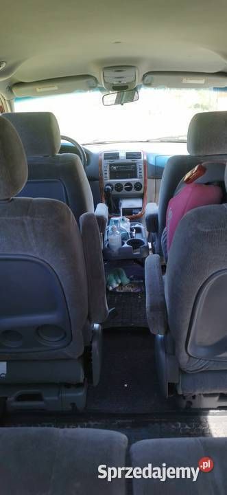 Używany 2004 Kia Carnival Minivan | 5000 zł - Obraz 1/4