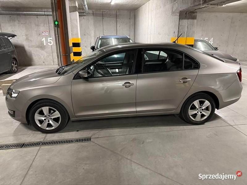 Srebrny Używany 2019 Skoda Rapid Sedan/Limuzyna | 44 500 zł (Uczciwa cena) - Obraz 1/4