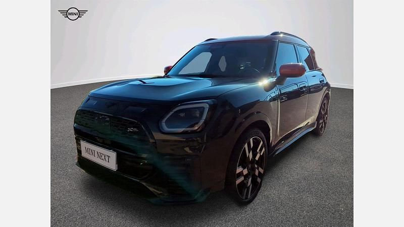 Legend grey metalizowany Używany 2024 Mini Countryman SUV | 179 900 zł - Obraz 1/4