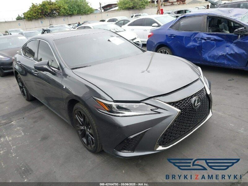 Szary Używany 2023 Lexus ES350 Sedan/Limuzyna | 114 410 zł - Obraz 1/1