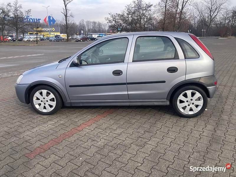 Używany Opel Corsa 2003 Srebrny Hatchback