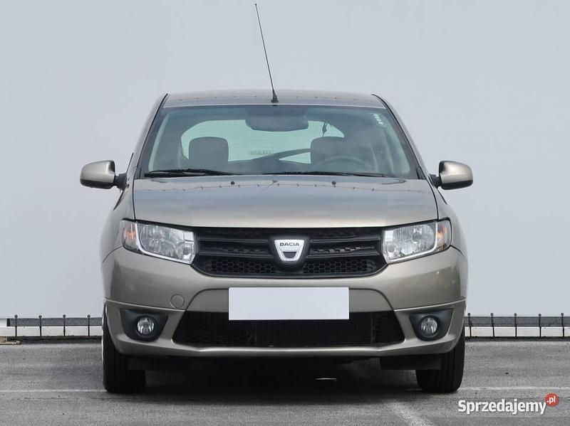 Złoty Używany 2013 Dacia Sandero Hatchback | 16 999 zł (Dobra cena) - Obraz 1/4