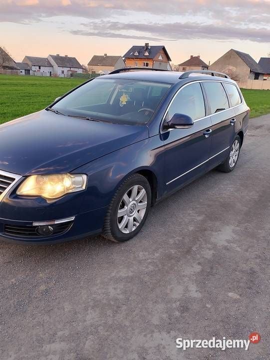 Granatowy Używany 2008 VW Passat Kombi | 5800 zł (Super Cena) - Obraz 1/4
