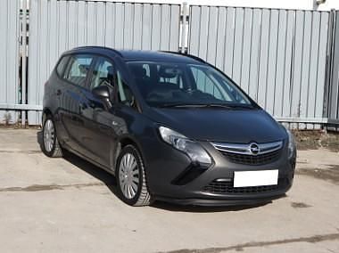 Używany Opel Zafira Tourer 131 KM (96 kW) 2013 Szary Minivan