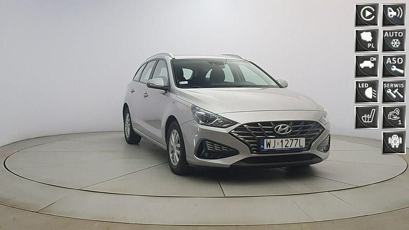 Srebrny Używany 2022 Hyundai i30 Kombi | 55 850 zł (Uczciwa cena) - Obraz 1/4