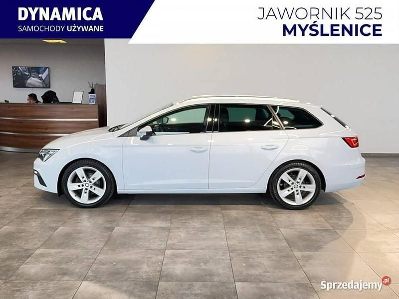 Używany Seat Leon FR 130 KM (95 kW) 2020 Biały Kombi