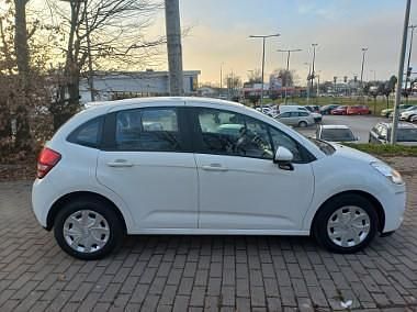 Biały Używany 2011 Citroën C3 Hatchback | 16 900 zł (Uczciwa cena) - Obraz 1/4
