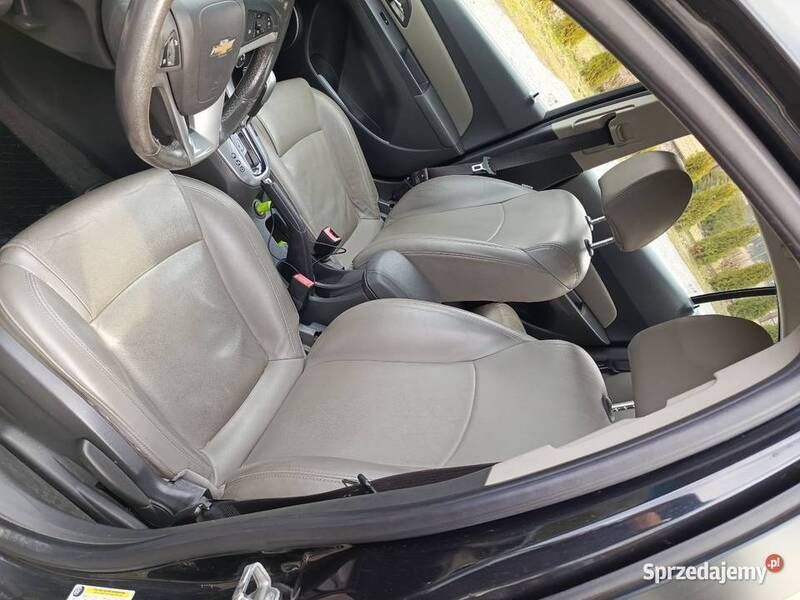 Czarny Używany 2010 Chevrolet Cruze Sedan/Limuzyna | 16 300 zł (Uczciwa cena) - Obraz 1/4