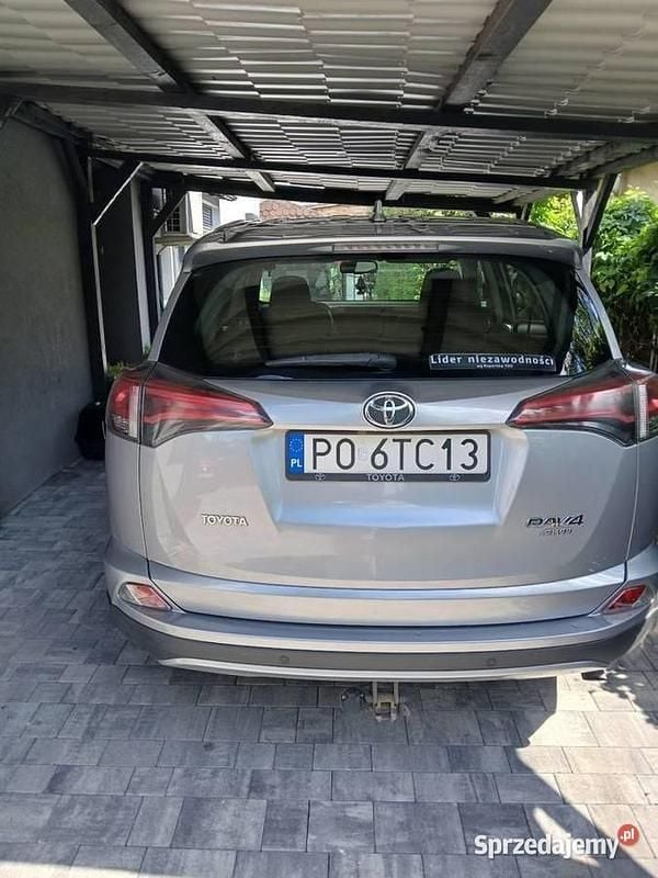 Srebrny Używany 2018 Toyota RAV4 SUV | 56 200 zł (Uczciwa cena) - Obraz 1/4