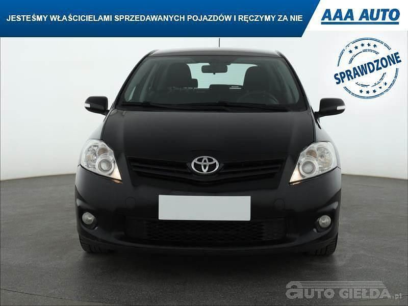 Używany Toyota Auris 132 KM (97 kW) 2010 Szary Hatchback