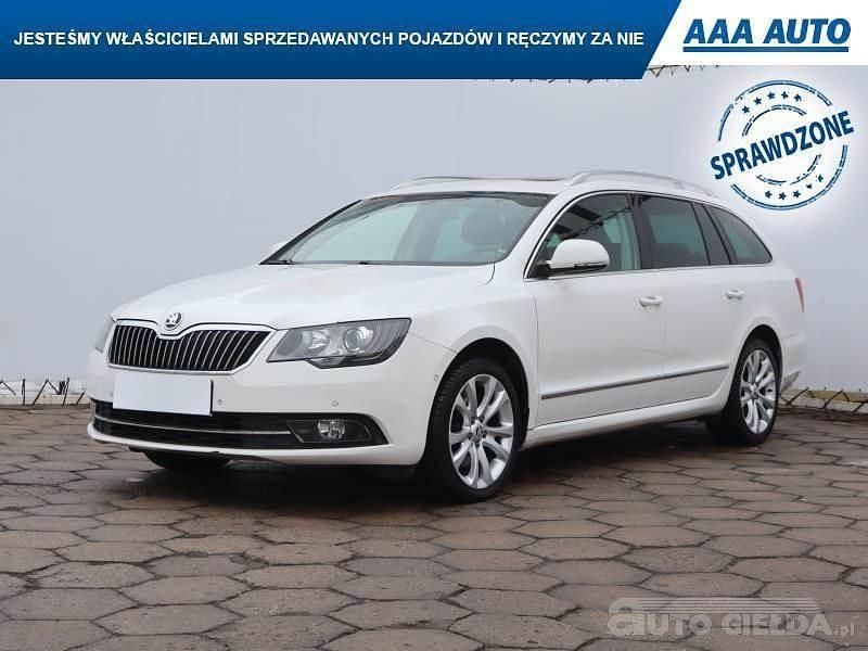 Używany Skoda Superb 2014 Biały