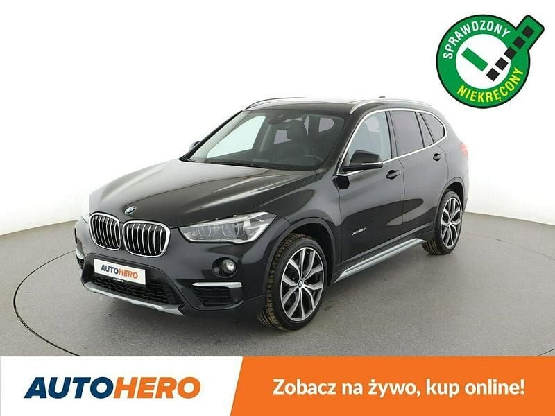 Czarny Używany 2015 BMW X1 xLine SUV | 64 800 zł (Dość drogi) - Obraz 1/3