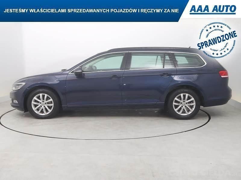 Używany VW Passat 2016 Błękitny