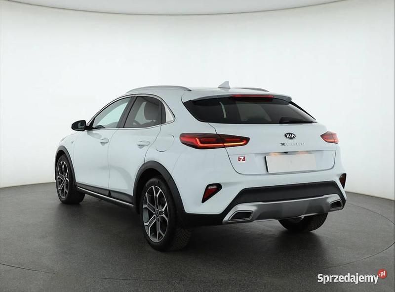 Używany Kia XCeed 140 KM (102 kW) 2020 Biały SUV