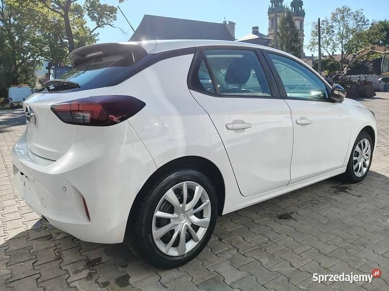 Używany Opel Corsa Edition 102 KM (75 kW) 2021 Biały Hatchback