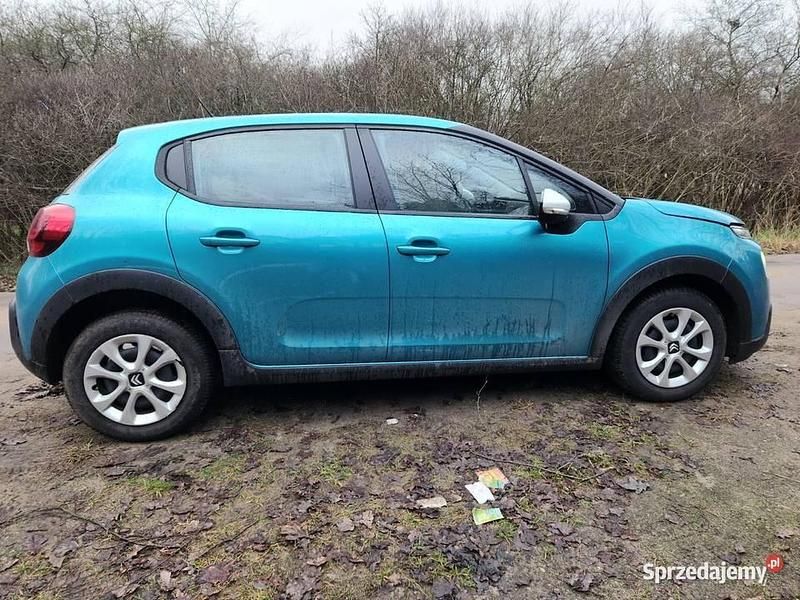 Używany Citroën C3 2023 Niebieski Hatchback