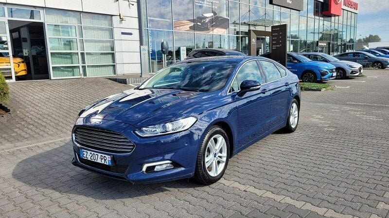 Używany Ford Mondeo Titanium 180 KM (132 kW) 2018 Niebieski Sedan/Limuzyna