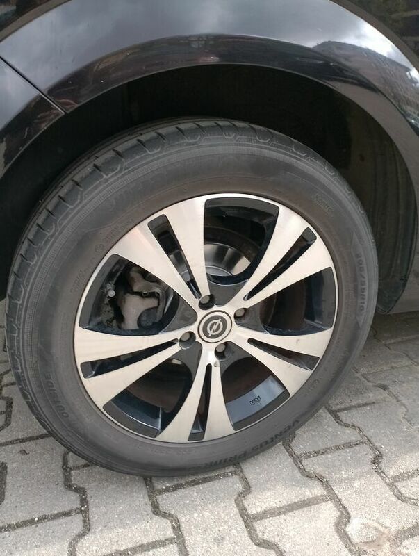 Czarny Używany 2009 Opel Astra Hatchback | 14 500 zł (Drogi) - Obraz 1/4
