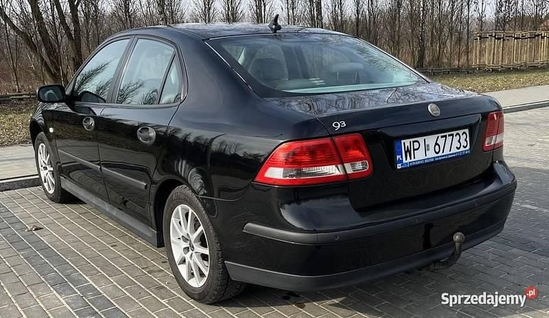 Używany Saab 9-3 Vector 2004 Czarny Sedan/Limuzyna