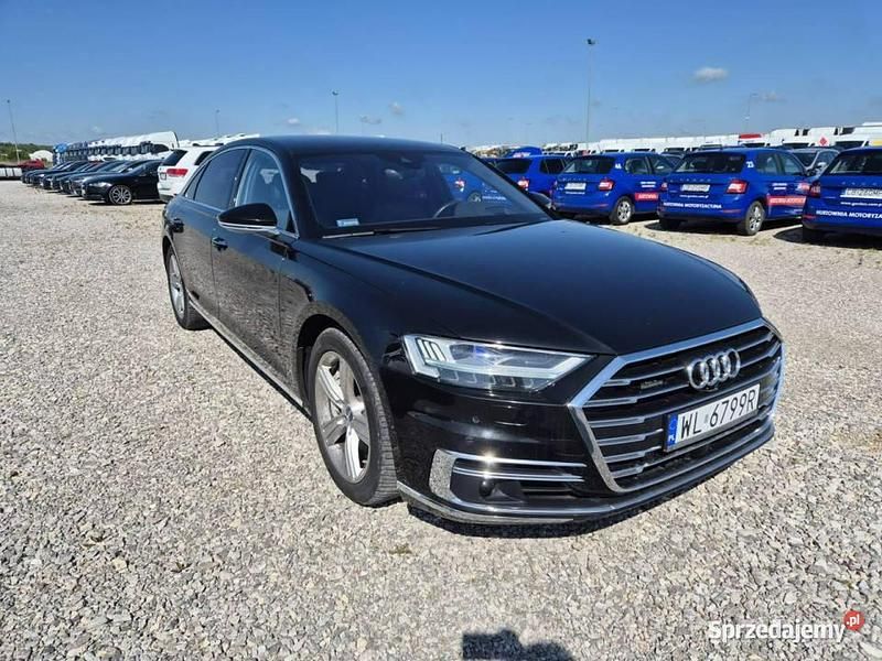 Używany Audi A8 Ambiente 460 KM (338 kW) 2021 Czarny Sedan/Limuzyna