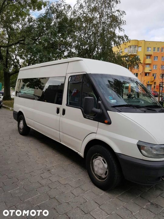 Ford transit v