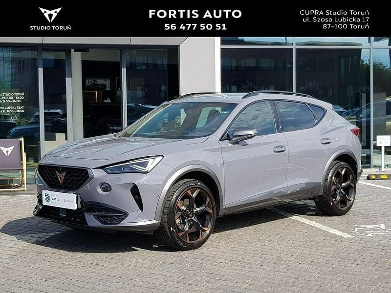 Szary (metalik) Używany 2024 Cupra Formentor SUV | 155 900 zł (Uczciwa cena) - Obraz 1/4