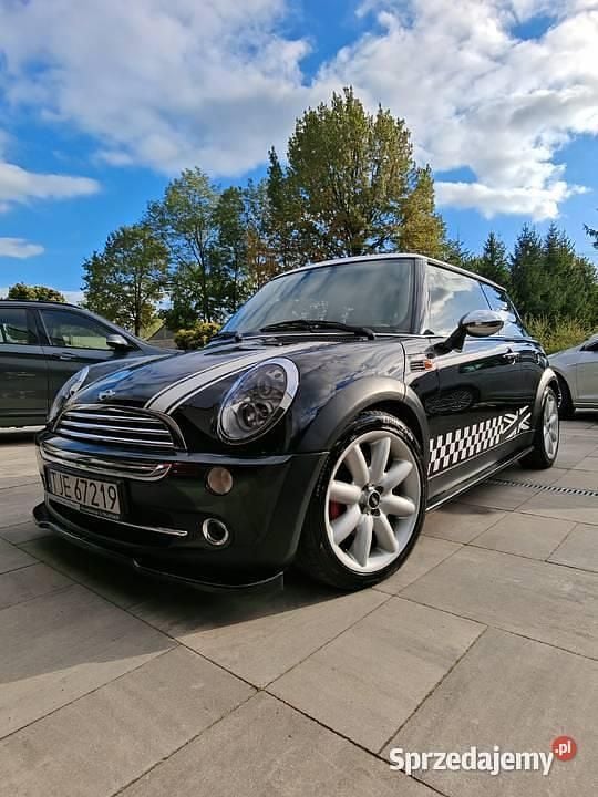 Czarny Używany 2004 Mini Cooper Coupé Coupe | 19 900 zł - Obraz 1/4