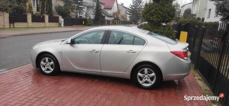 Używany 2010 Opel Insignia | 22 900 zł (Uczciwa cena) - Obraz 1/4