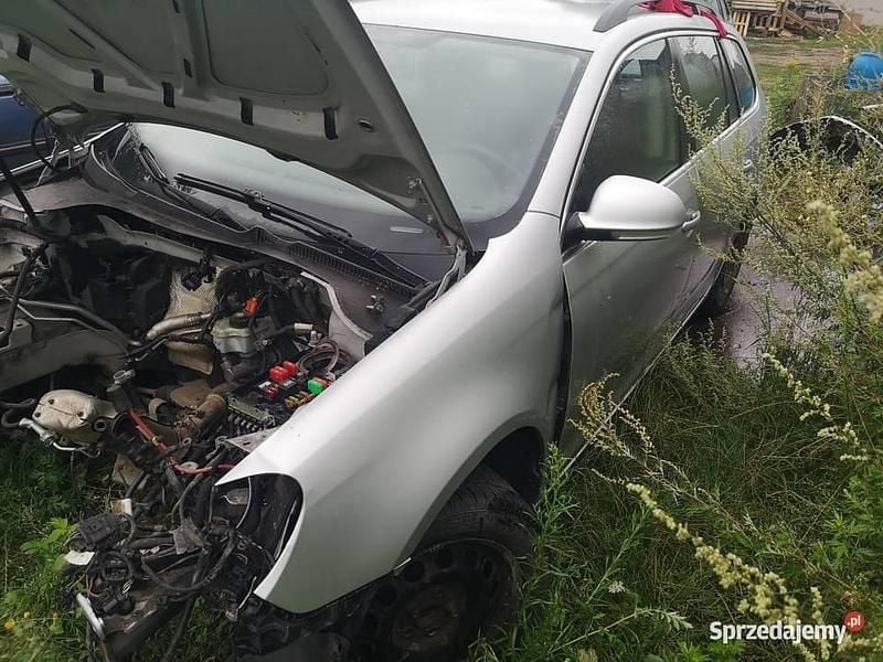 Używany VW Golf VI 2011 Srebrny Hatchback