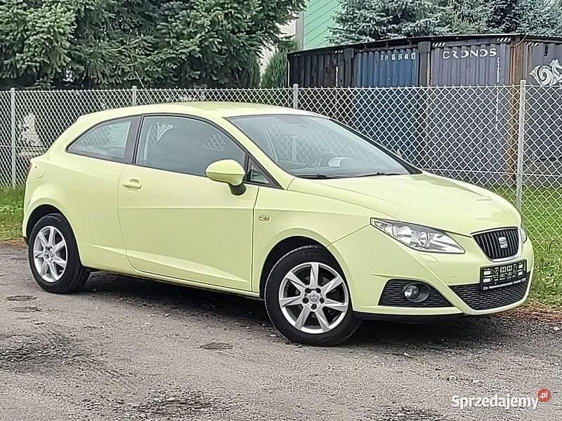 Żółty Używany 2010 Seat Ibiza Hatchback | 13 900 zł (Dość drogi) - Obraz 1/4