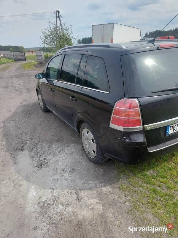 Używany 2006 Opel Zafira Minivan | 10 000 zł (Dość drogi) - Obraz 1/4