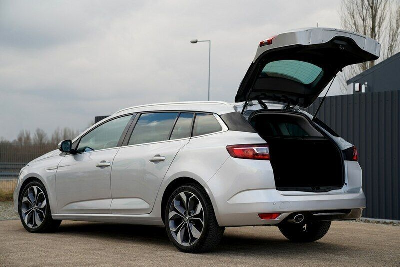 Używany Renault Mégane GrandTour 165 KM (121 kW) 2019 Inny (metalik) Kombi