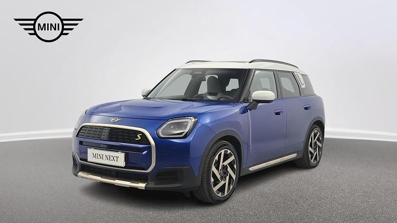 Używany Mini Countryman 225 kW (306 KM) 2024 Blazing blue metalizowany SUV