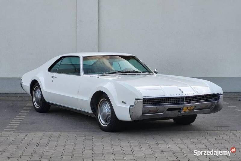 Biały Używany 1967 Oldsmobile Toronado Coupe | 99 999 zł - Obraz 1/4