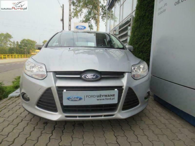 Używany Ford Focus 95 KM (69 kW) 2011 Srebrny Sedan/Limuzyna