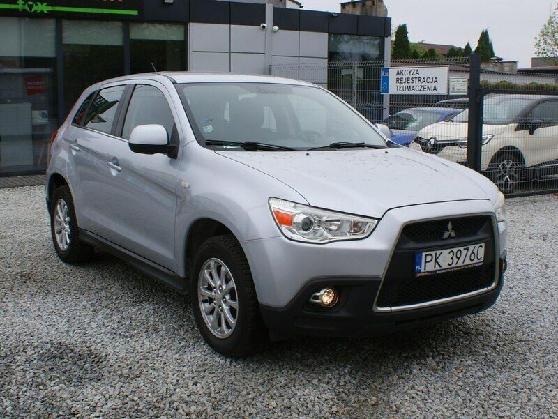 Srebrny (metalik) Używany 2011 Mitsubishi ASX SUV | 25 700 zł (Uczciwa cena) - Obraz 1/4