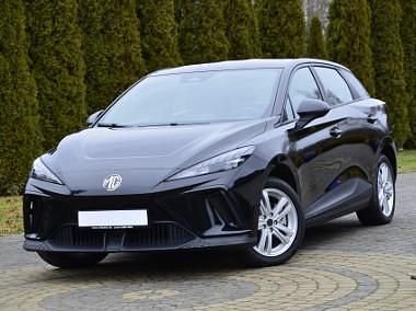 Czarny Używany 2024 MG MG4 EV Hatchback | 65 900 zł - Obraz 1/4