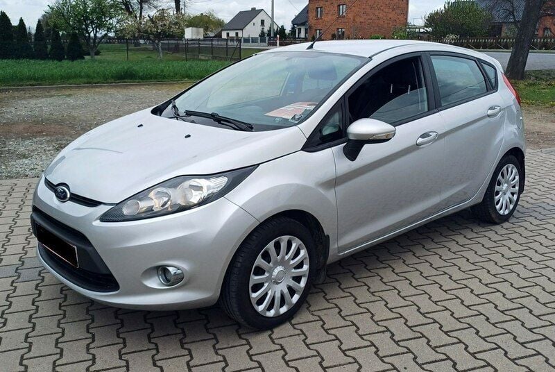 Srebrny Używany 2011 Ford Fiesta Hatchback | 14 500 zł (Dobra cena) - Obraz 1/4