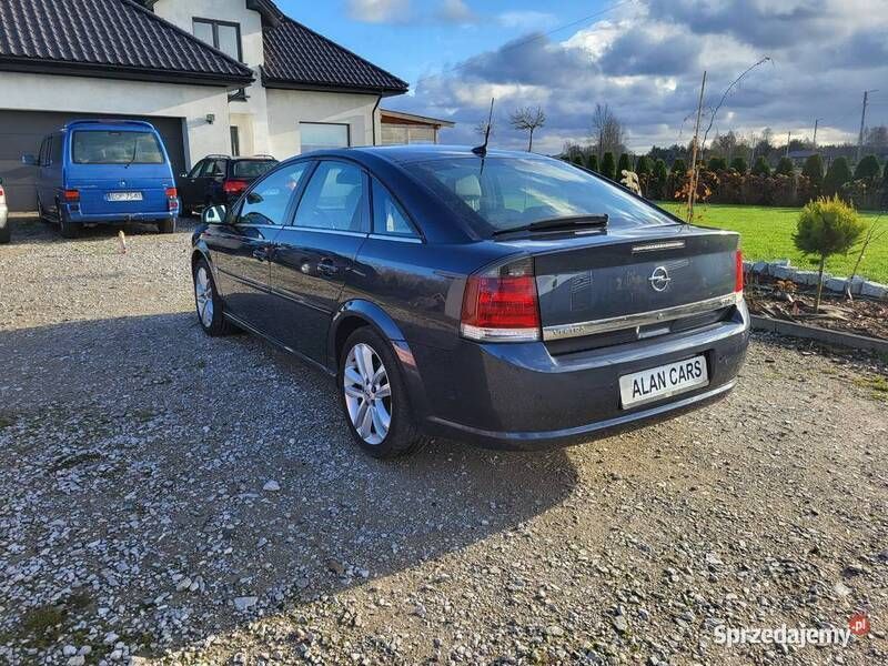 Używany Opel Vectra GTS 2008 Szary Hatchback