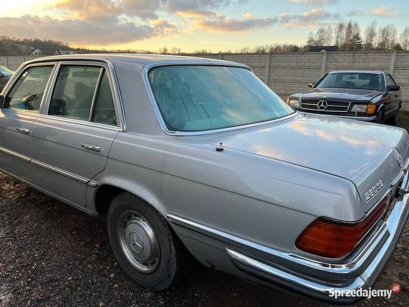 Używany 1978 Mercedes E280 | 10 500 zł - Obraz 1/1